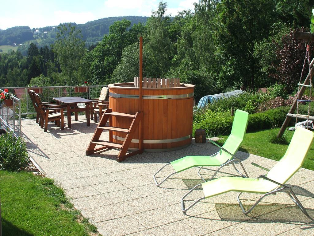 Apartments Vecernik Rokytnice روكيتنسي ناد جيزيرو المظهر الخارجي الصورة